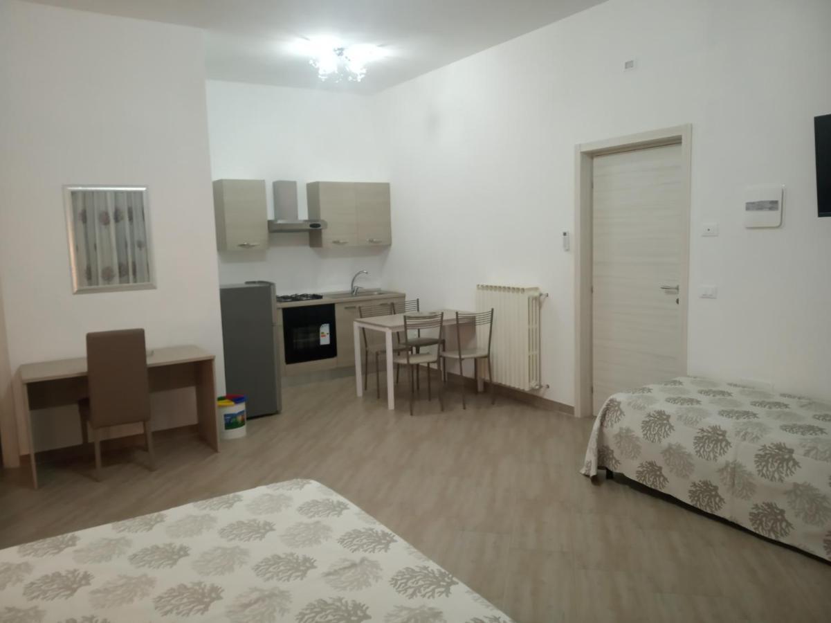 Mediterranea Guest House Porto Cesareo Ngoại thất bức ảnh