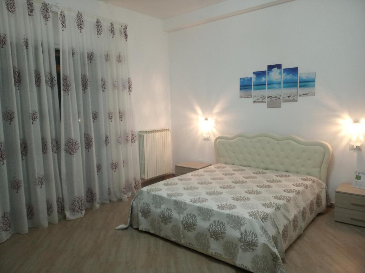 Mediterranea Guest House Porto Cesareo Ngoại thất bức ảnh