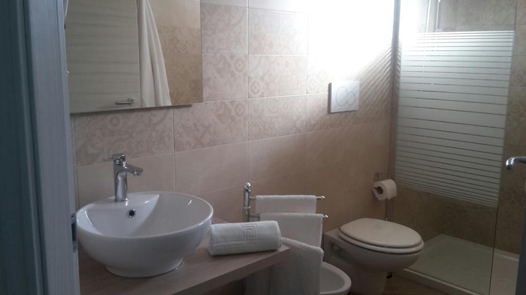 Mediterranea Guest House Porto Cesareo Ngoại thất bức ảnh